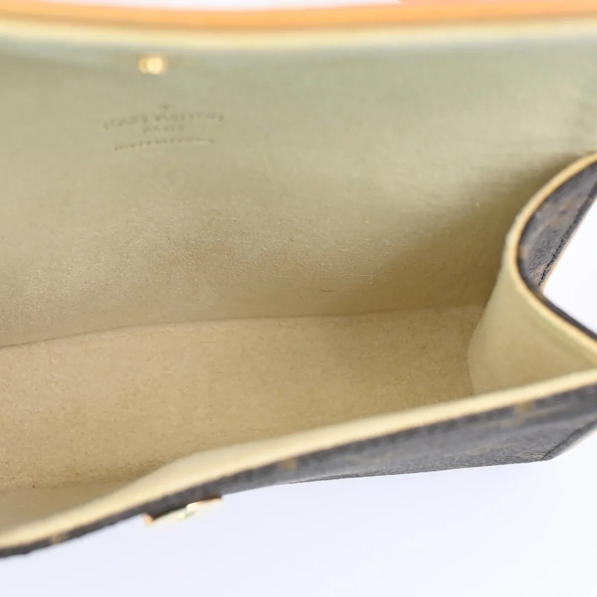 Louis Vuitton Florentine Waist Monogram Canvas Brown Canvas Clutche & Pouche Bag (Pre-Owned)