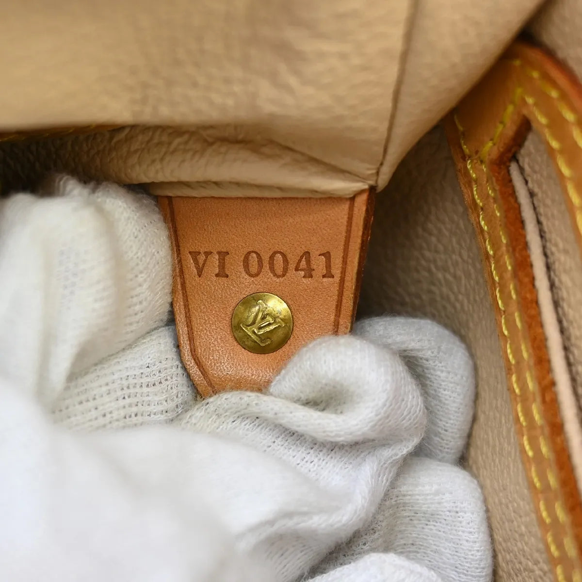 Louis Vuitton Petit Bucket Bag Monogram Canvas Brown Canvas Tote Bag Bag (Pre-Owned)