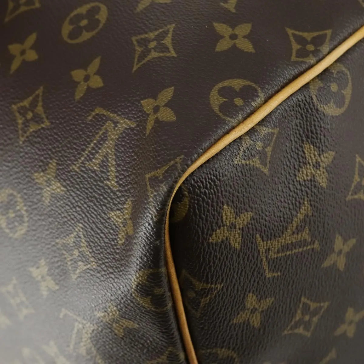 Louis Vuitton Keepall Bag Monogram Canvas Brown Canvas Travel Bag Bag (Pre-Owned)