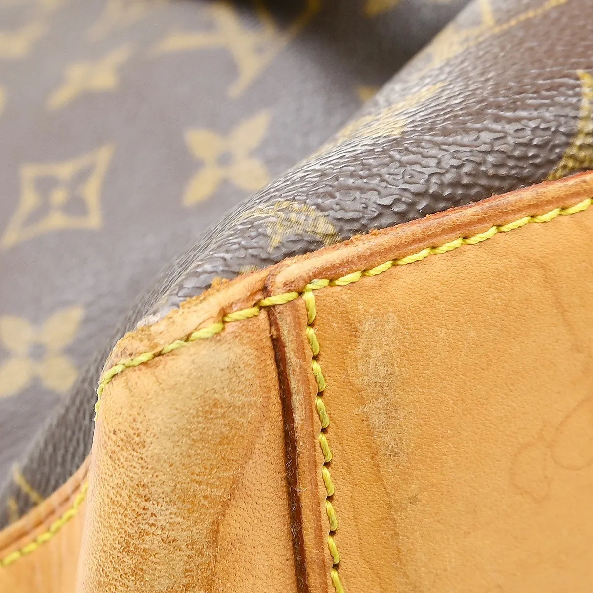 Louis Vuitton Cabas Mezzo Monogram Canvas Brown Canvas Tote Bag Bag (Pre-Owned)