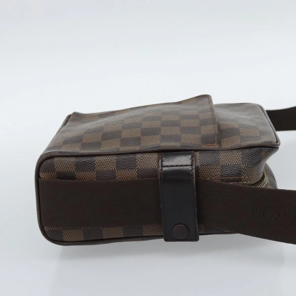 Louis Vuitton Olav Damier Brown Canvas Shoulder Bag Bag (Pre-Owned)