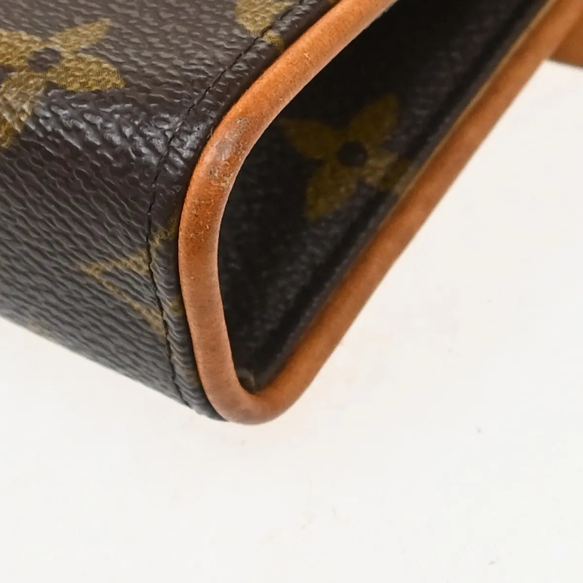 Louis Vuitton Florentine Waist Monogram Canvas Brown Canvas Clutche & Pouche Bag (Pre-Owned)