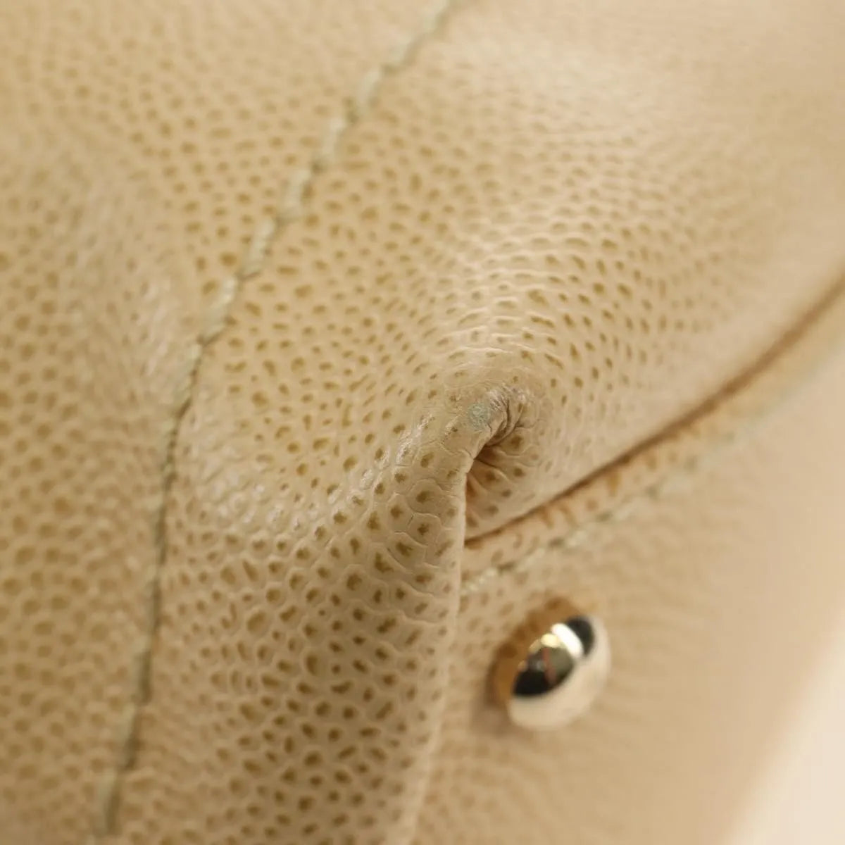 Chanel Vintage Cc Resin Chain Caviar Beige Leather Shoulder Bag Bag (Pre-Owned)