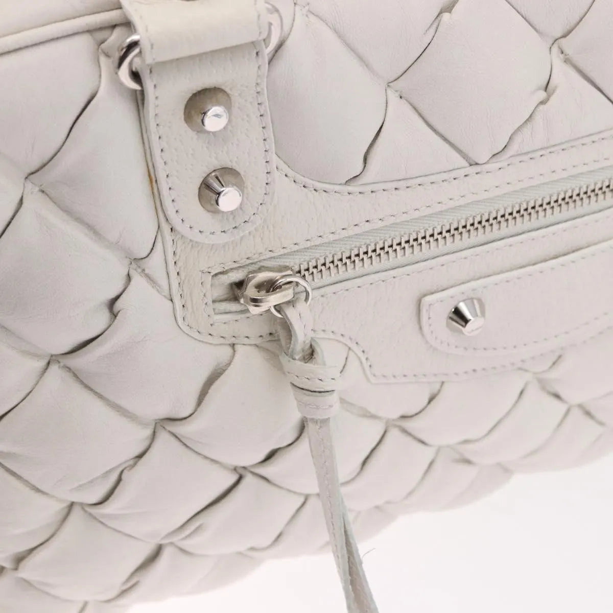 Balenciaga Matelasse Leather White Leather Handbag (Pre-Owned)