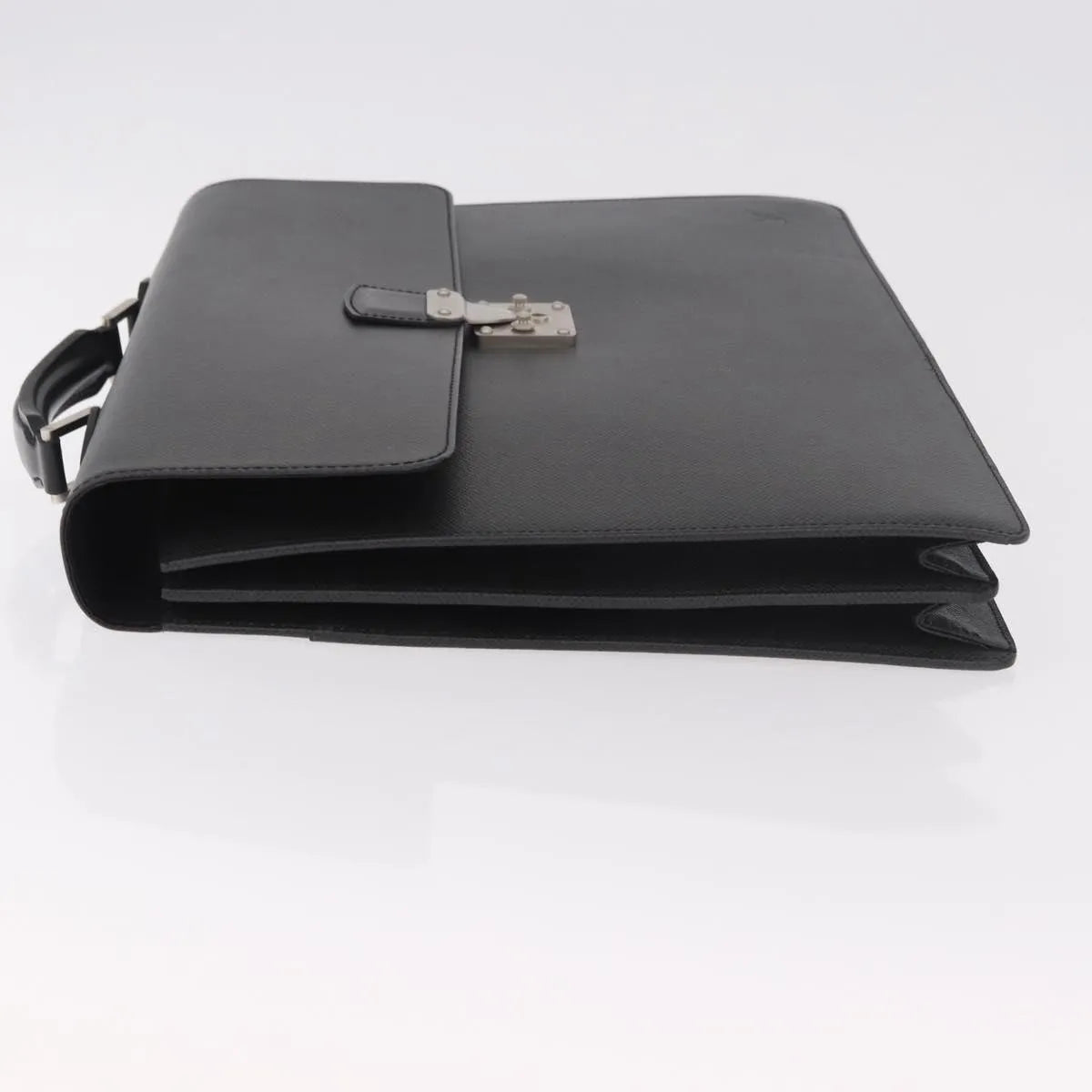 Louis Vuitton Serviette Moskova Taiga Leather Black Leather Briefcase Bag (Pre-Owned)