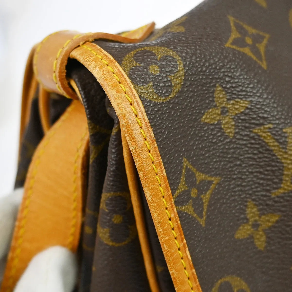 Louis Vuitton Saumur Monogram Canvas Brown Canvas Shoulder Bag Bag (Pre-Owned)
