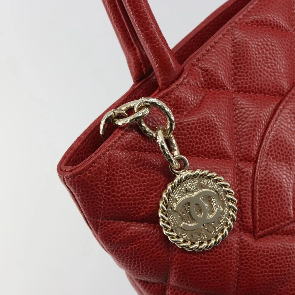 Chanel Medallion Tote Quilted Caviar Red Leather Tote Bag Bag (Pre-Owned)