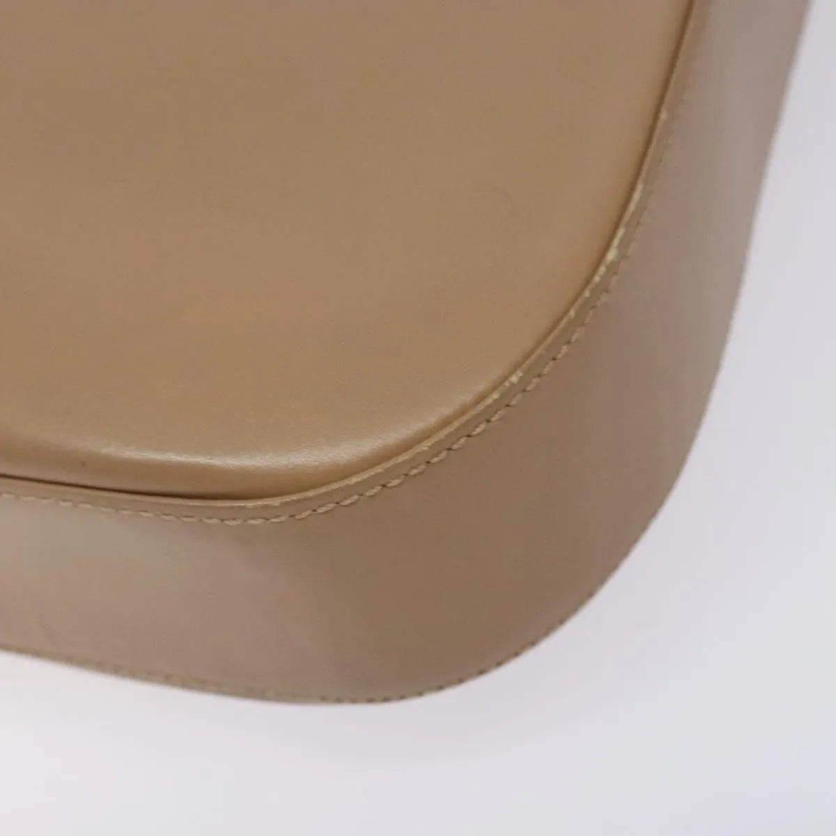 Salvatore Ferragamo Gancini Leather Beige Leather Shoulder Bag Bag (Pre-Owned)
