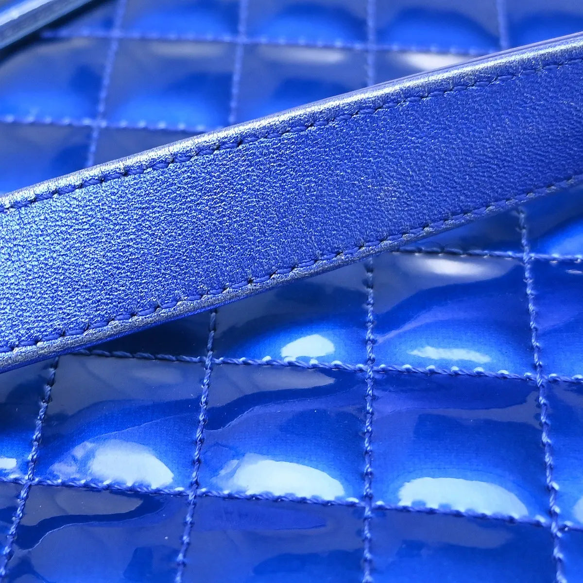Chanel Boy Flap Quilted Patent Blue Patent_Leather Shoulder Bag Bag (Pre-Owned)