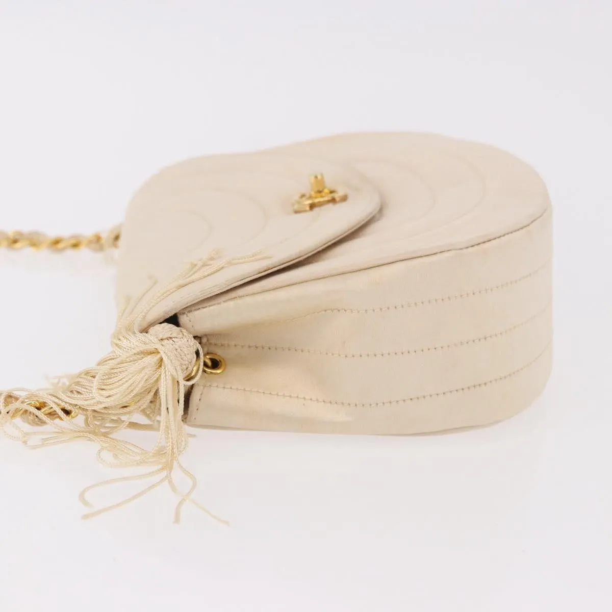 Chanel Vintage Round Flap Satin Beige Satin Shoulder Bag Bag (Pre-Owned)