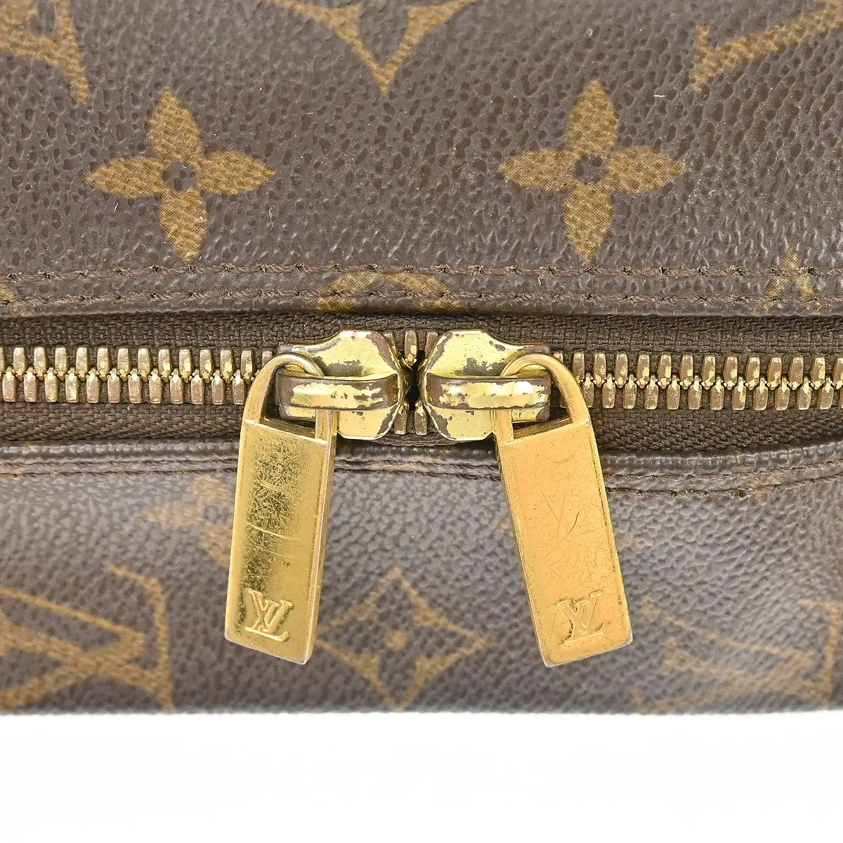 Louis Vuitton Cite Monogram Canvas Brown Canvas Shoulder Bag Bag (Pre-Owned)