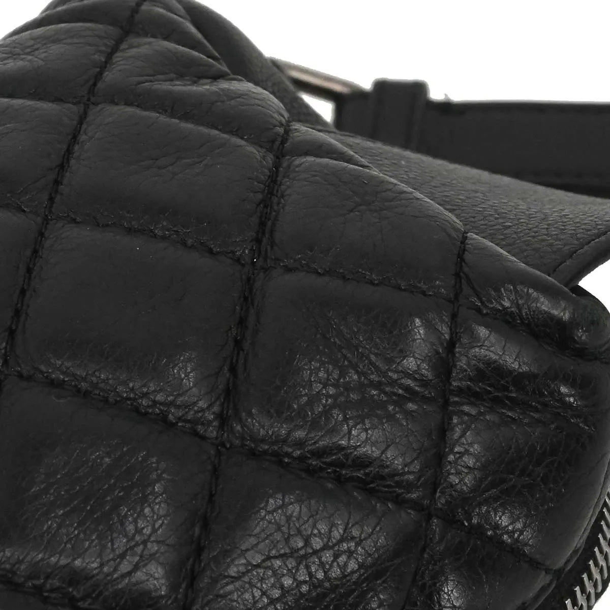 Chanel Bum Leather Black Leather Handbag (Pre-Owned)