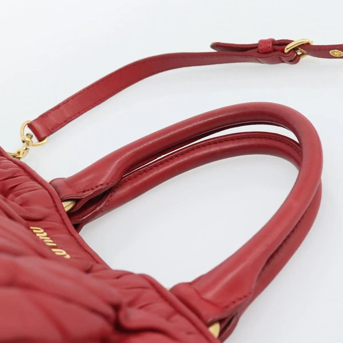 Miu Miu Matelassé Nappa Leather Top Handle Bag Leather Red Leather Shoulder Bag Bag (Pre-Owned)