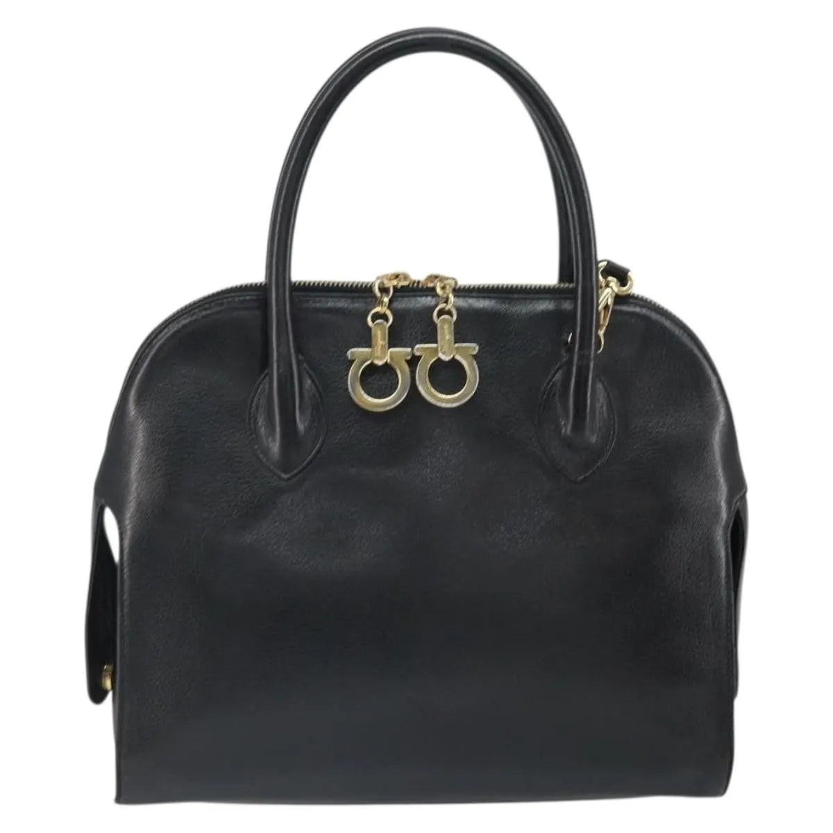 Salvatore Ferragamo Gancini Leather Black Leather Shoulder Bag Bag (Pre-Owned)