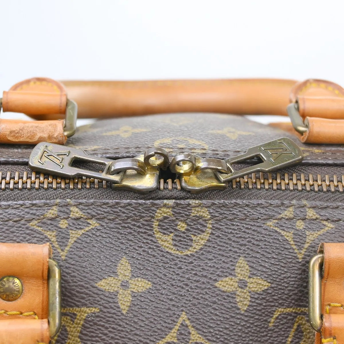 Louis Vuitton Keepall Bag Monogram Canvas Brown Canvas Travel Bag Bag (Pre-Owned)