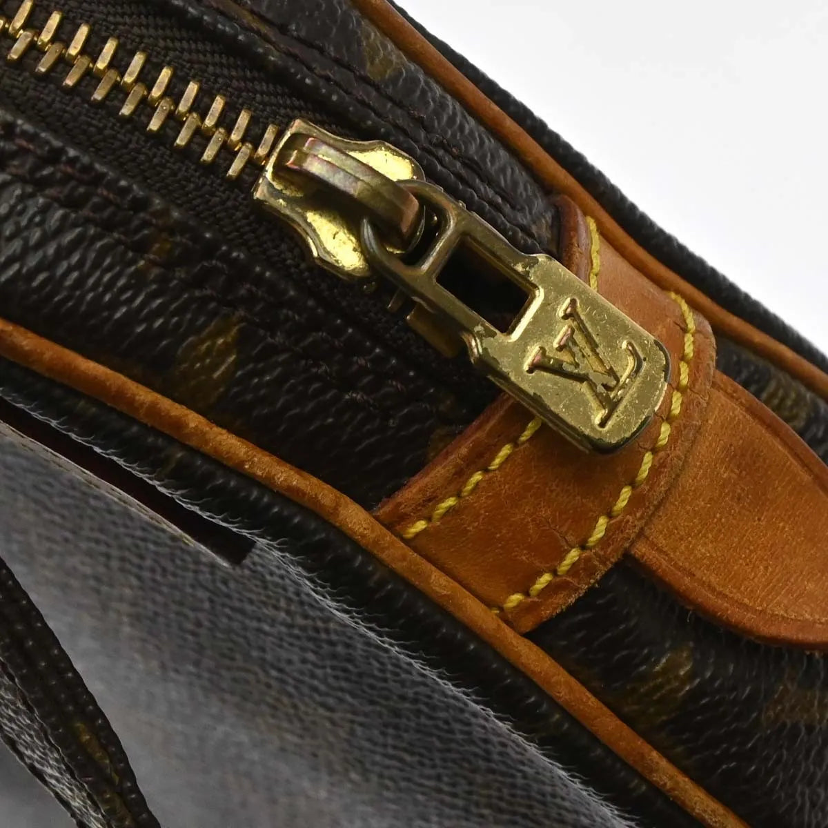 Louis Vuitton Pochette Marly Bandouliere Monogram Canvas Brown Canvas Shoulder Bag Bag (Pre-Owned)