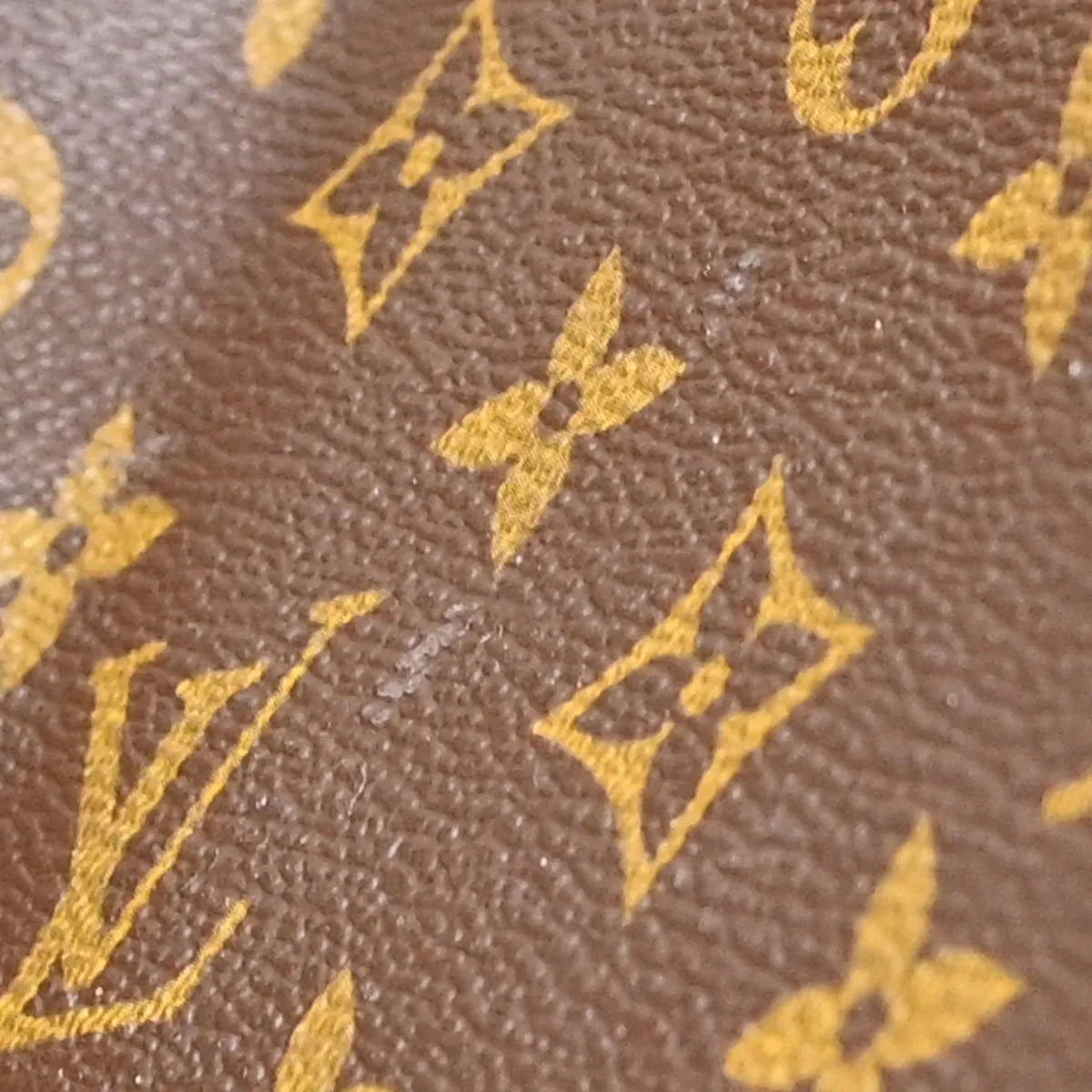 Louis Vuitton Keepall Bag Monogram Canvas Brown Canvas Travel Bag Bag (Pre-Owned)