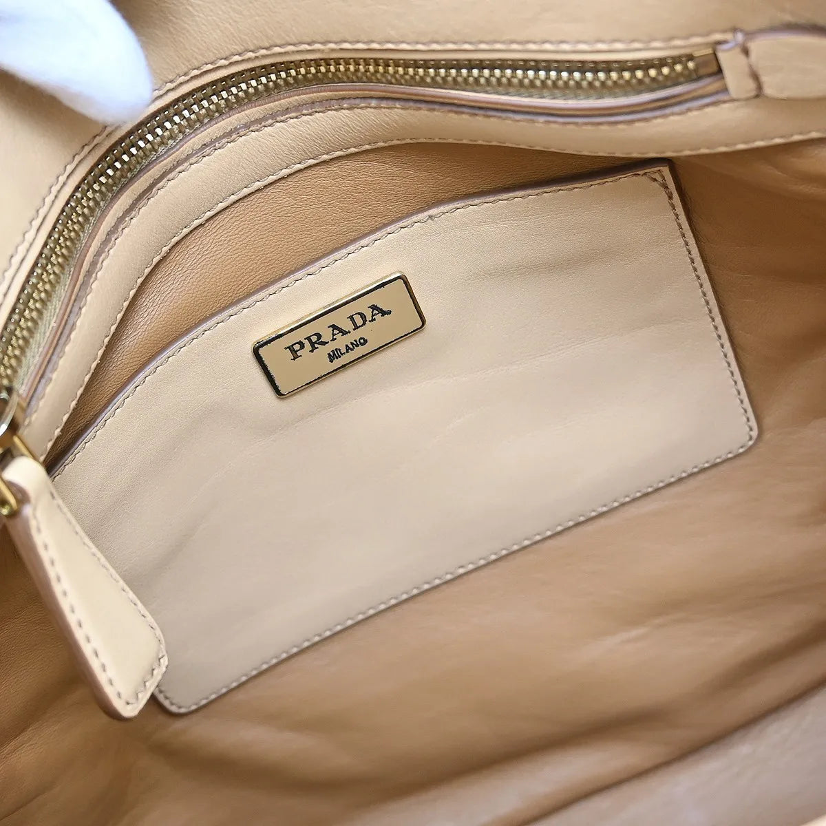 Prada Shopping Tote Cervo Leather Beige Leather Handbag (Pre-Owned)