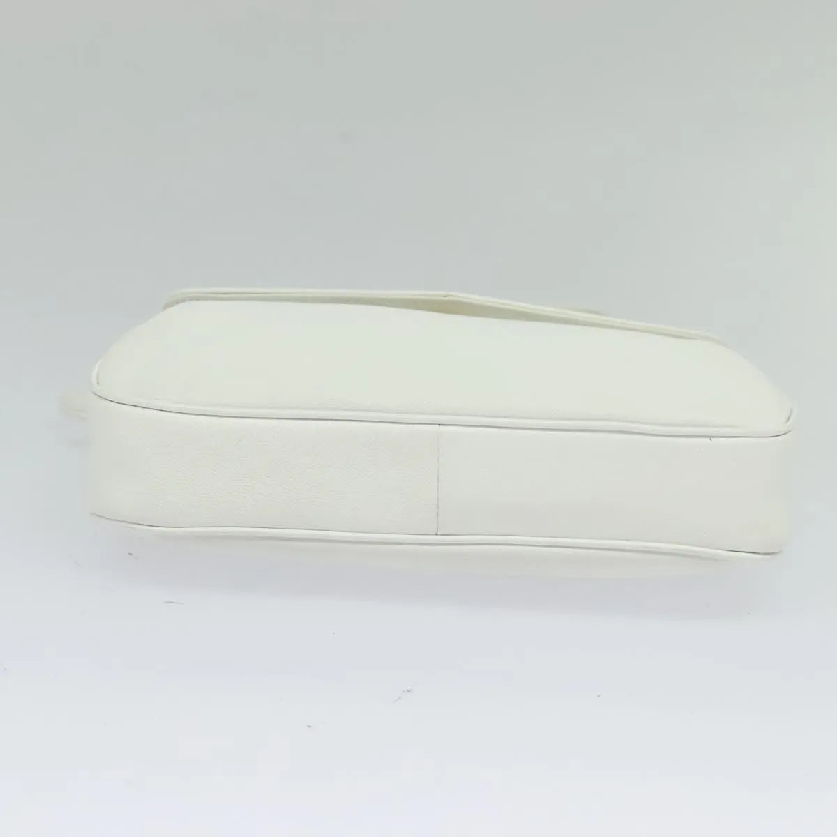 Givenchy Vintage 4G Leather White Leather Shoulder Bag Bag (Pre-Owned)