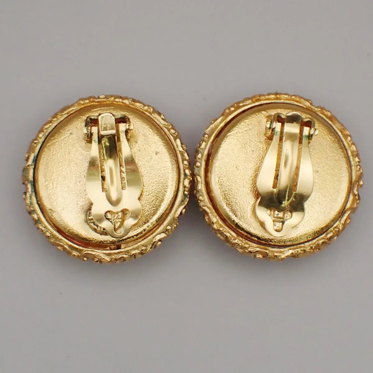 Chanel Vintage Cc Logo Round Clip-On Metal With Crystals Gold Gold_Plated,Pearl Earrings Jewelry (Pre-Owned)
