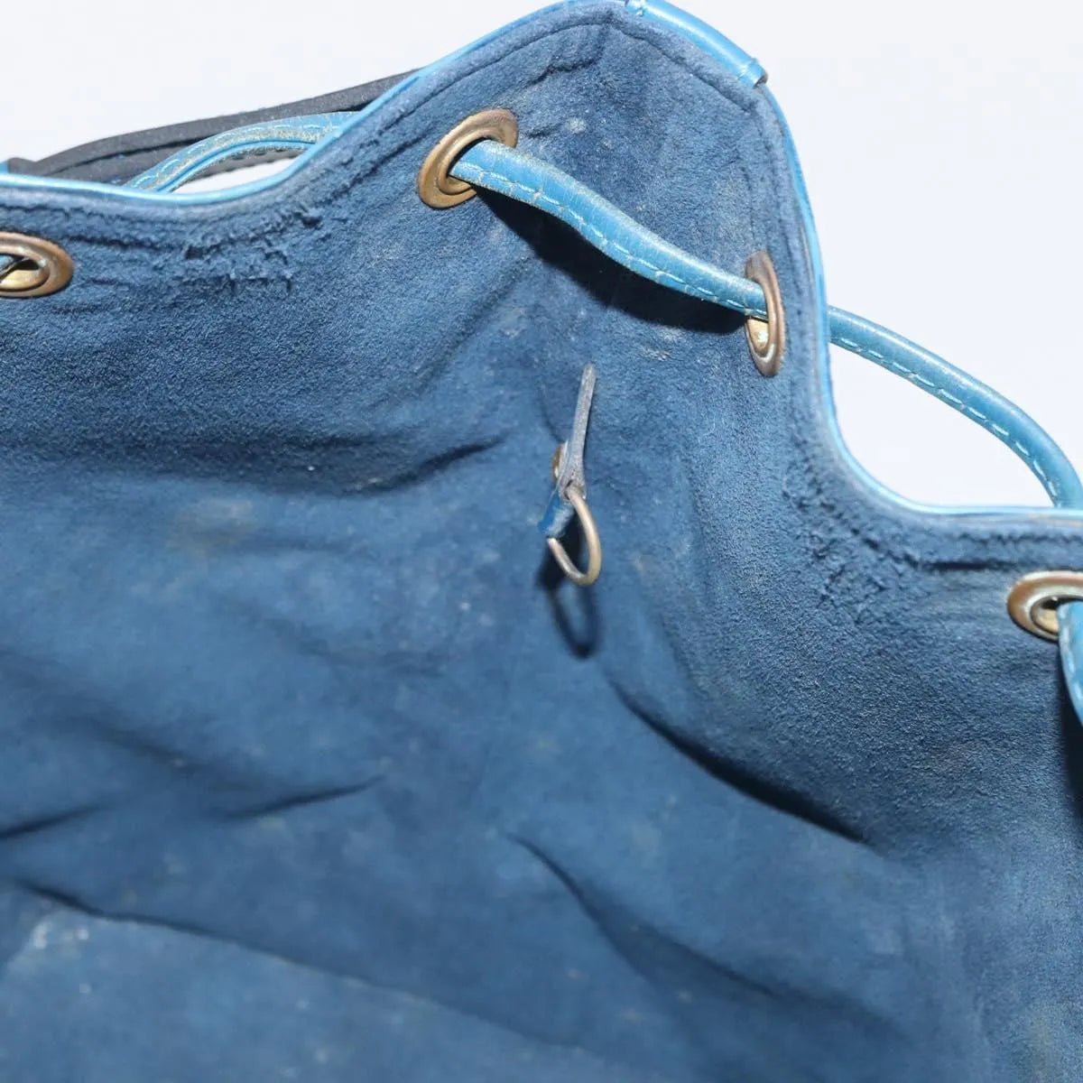 Louis Vuitton Petit Noe Epi Leather Blue Leather Shoulder Bag Bag (Pre-Owned)