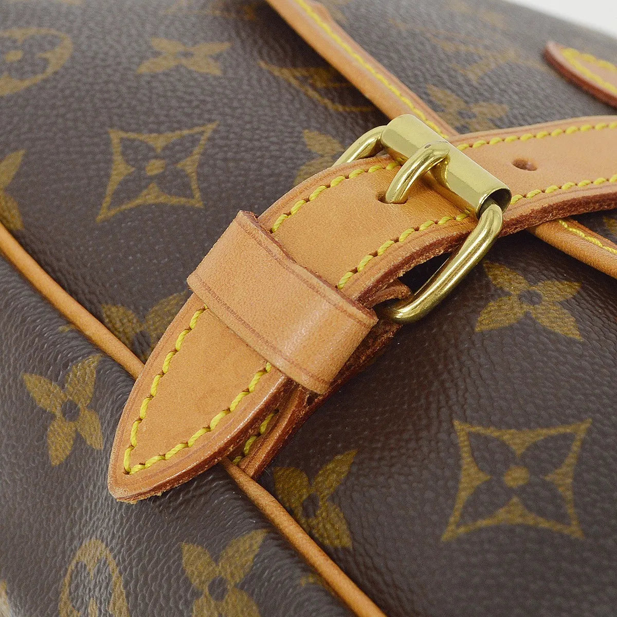 Louis Vuitton Saumur Monogram Canvas Brown Canvas Shoulder Bag Bag (Pre-Owned)