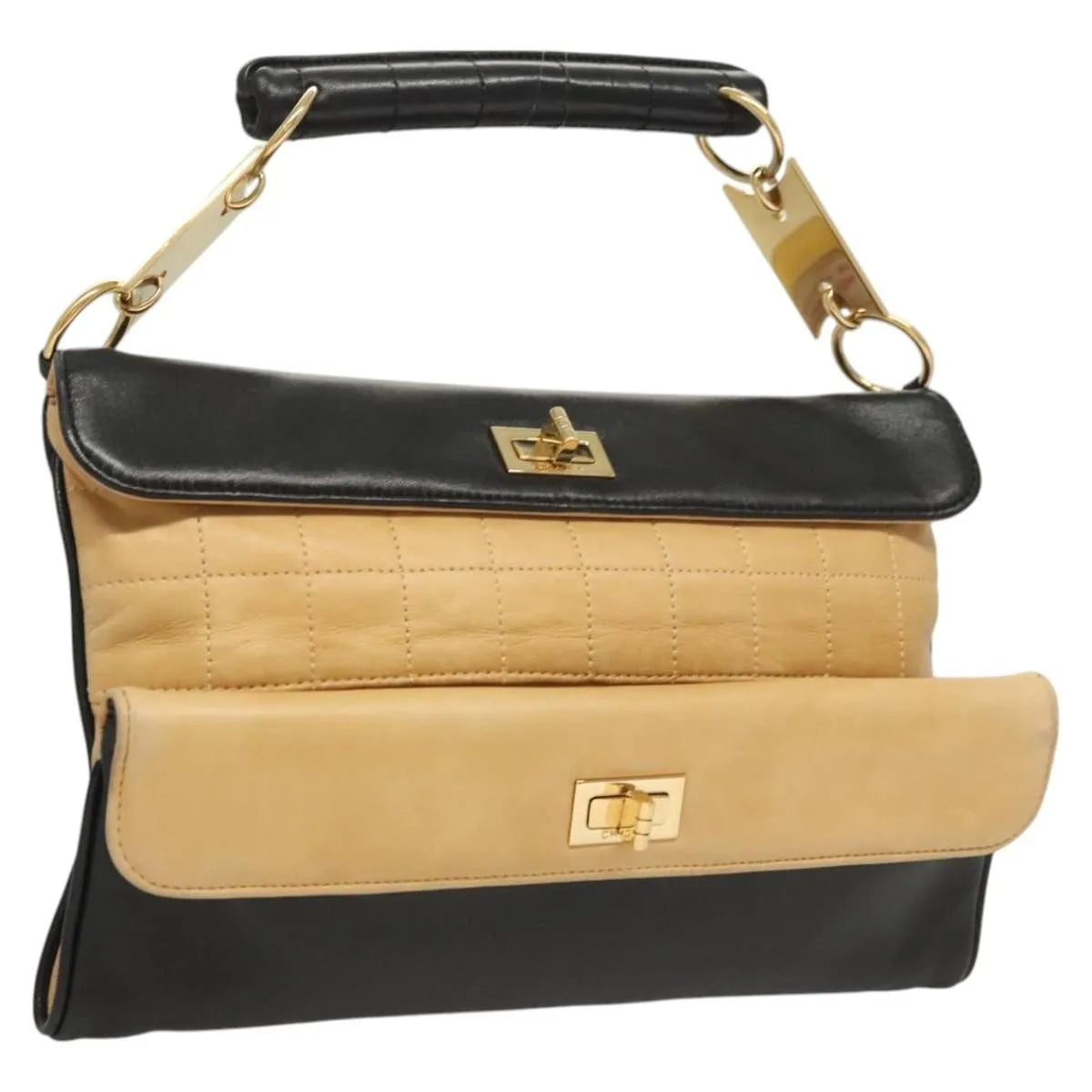 Chanel Chocolate Bar Handbag Lambskin Beige Leather Handbag (Pre-Owned)