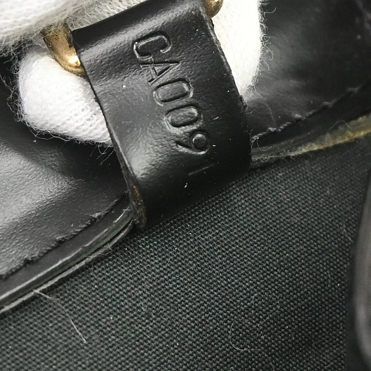 Louis Vuitton Croisette Epi Black Leather Handbag (Pre-Owned)