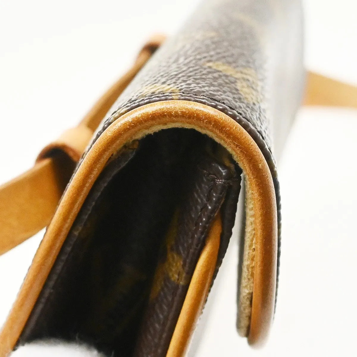 Louis Vuitton Florentine Waist Monogram Canvas Brown Canvas Clutche & Pouche Bag (Pre-Owned)