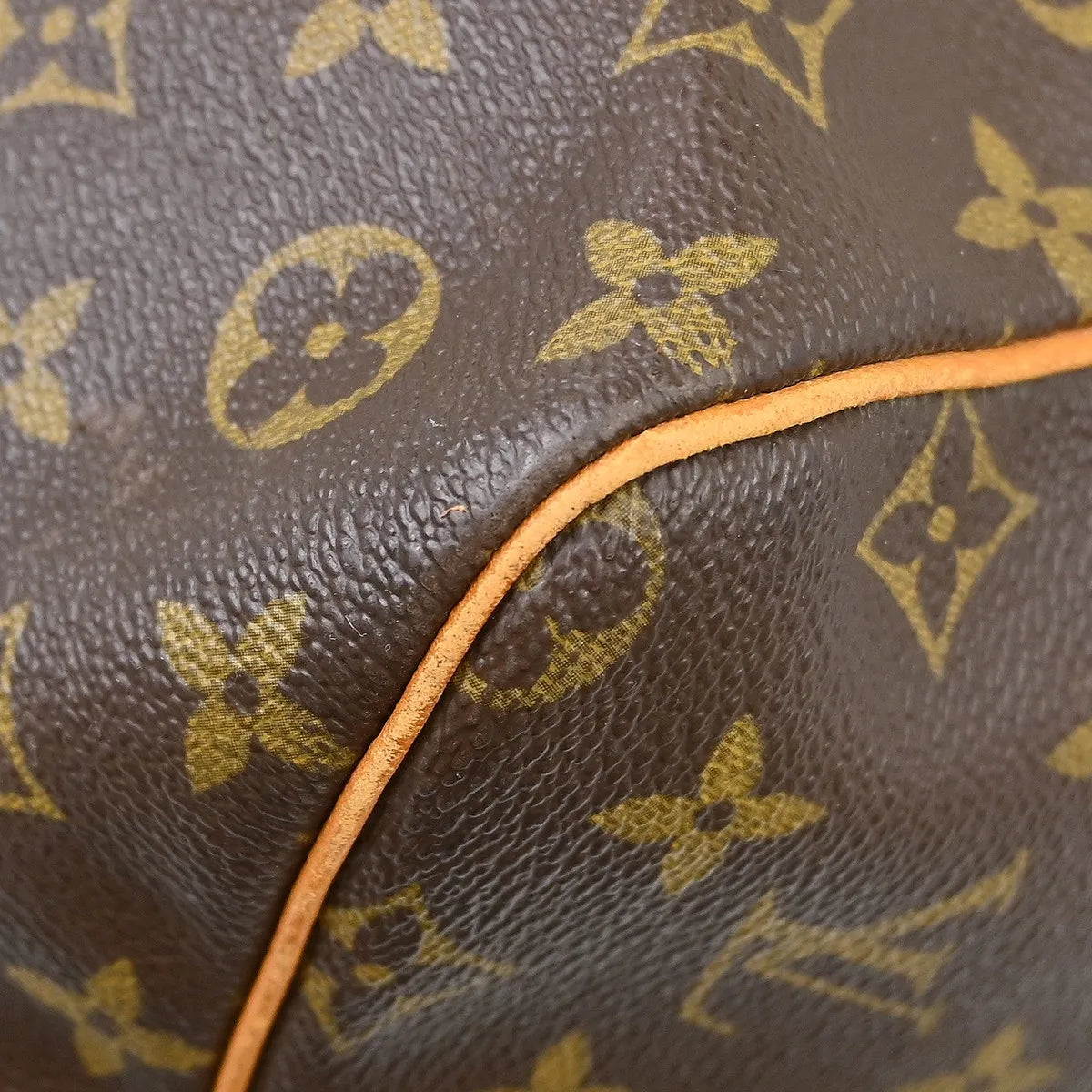 Louis Vuitton Keepall Monogram Canvas Brown Canvas Travel Bag Bag (Pre-Owned)