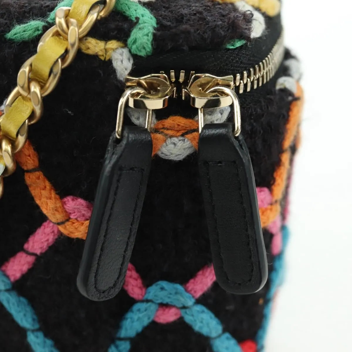 Chanel Pearl Crush Vanity Case With Chain Quilted Multicolor Tweed Multicolour Tweed Shoulder Bag Bag (Pre-Owned)