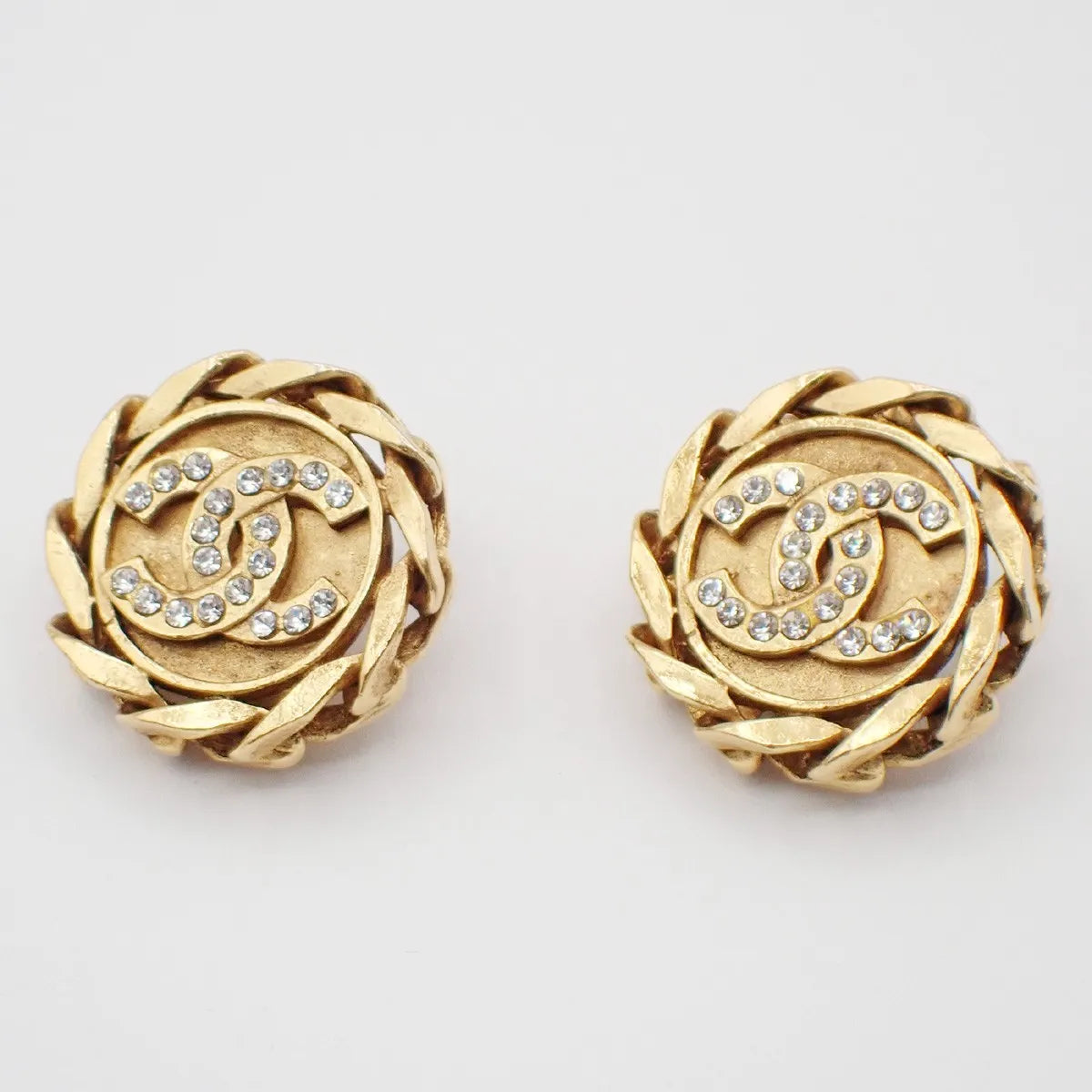Chanel Vintage Cc Round Clip-On Metal With Crystals Gold Gold_Plated Earrings Jewelry (Pre-Owned)