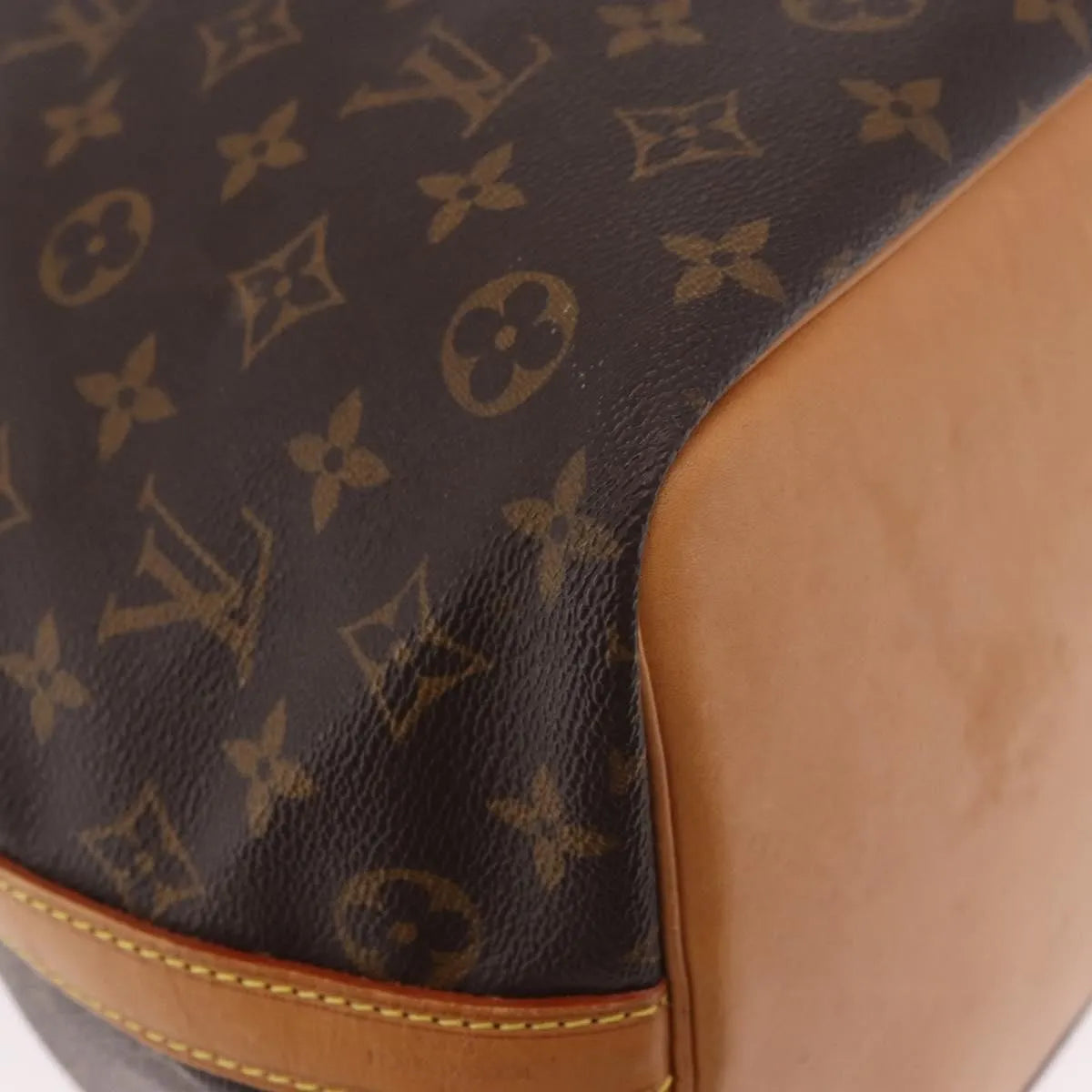 Louis Vuitton Petit Noe Monogram Canvas Brown Canvas Shoulder Bag Bag (Pre-Owned)