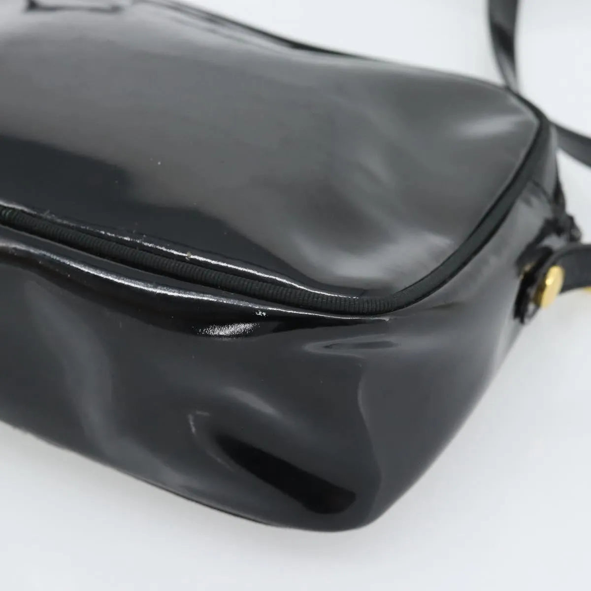 Salvatore Ferragamo Vala Patent Leather Black Patent_Leather Shoulder Bag Bag (Pre-Owned)
