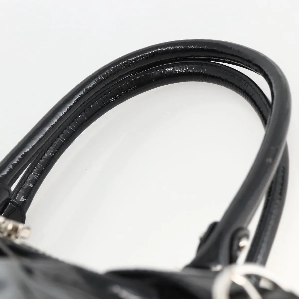 Salvatore Ferragamo Gancini Patent Leather Black Patent_Leather Handbag (Pre-Owned)