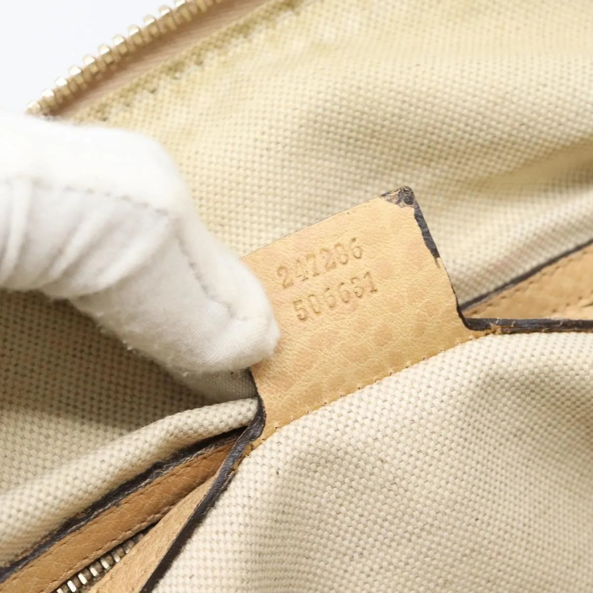 Gucci New Pelham Tote Guccissima Leather Beige Leather Handbag (Pre-Owned)