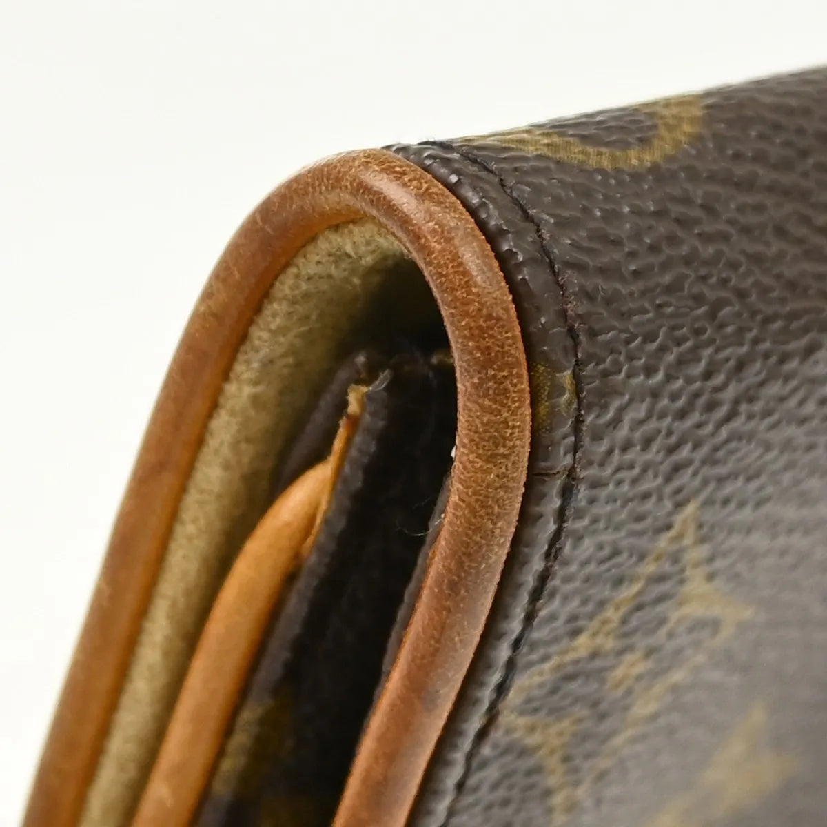 Louis Vuitton Twin Monogram Brown Canvas Clutche & Pouche Bag (Pre-Owned)