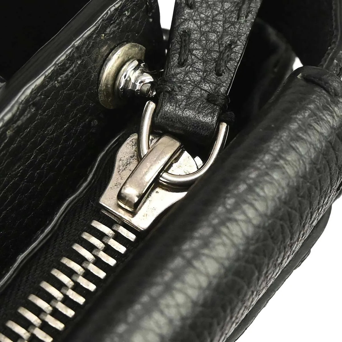 Fendi Selleria Peekaboo Fit Leather Black Leather Handbag (Pre-Owned)