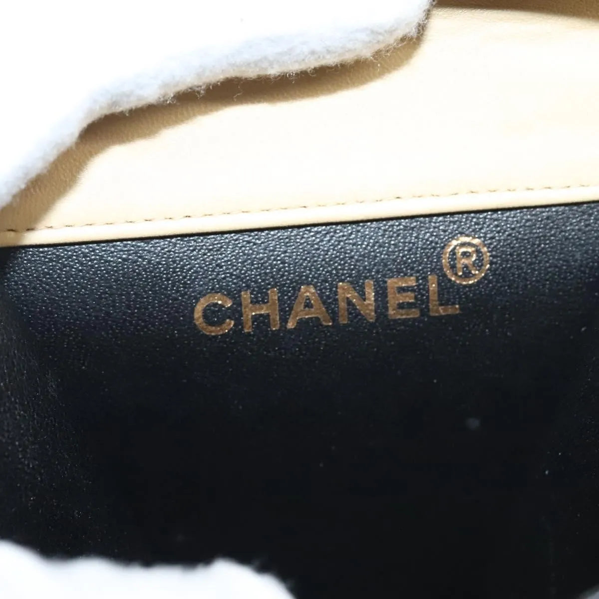 Chanel Vintage Button Waist Quilted Lambskin Beige Leather Handbag (Pre-Owned)