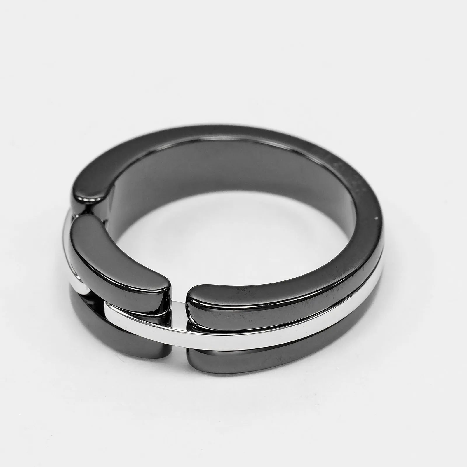 Chanel Ultra 18K White Gold And Ceramic Silver White_Gold Ring Jewelry (Pre-Owned)