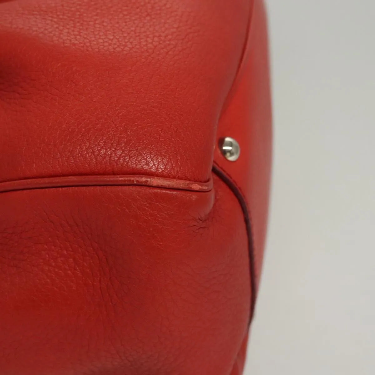 Salvatore Ferragamo Gancini Handle Tote Leather Red Leather Handbag (Pre-Owned)