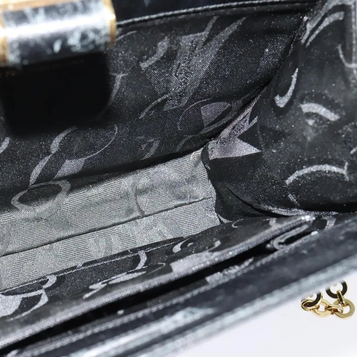 Salvatore Ferragamo Shoulder Leather Black Leather Shoulder Bag Bag (Pre-Owned)