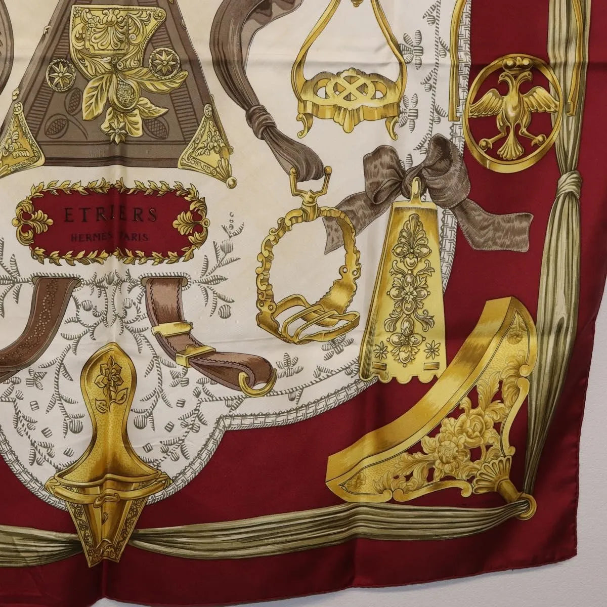 Hermes Carré 90 Silk Multicolor Burgundy Silk Scarve & Shawl Accessory (Pre-Owned)