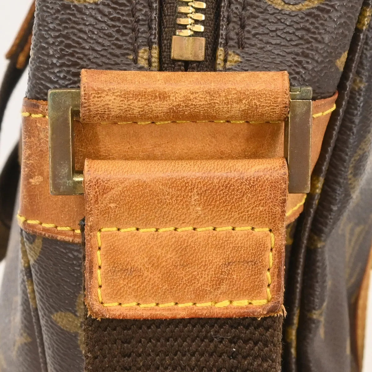 Louis Vuitton Sac Bosphore Monogram Canvas Brown Canvas Briefcase Bag (Pre-Owned)