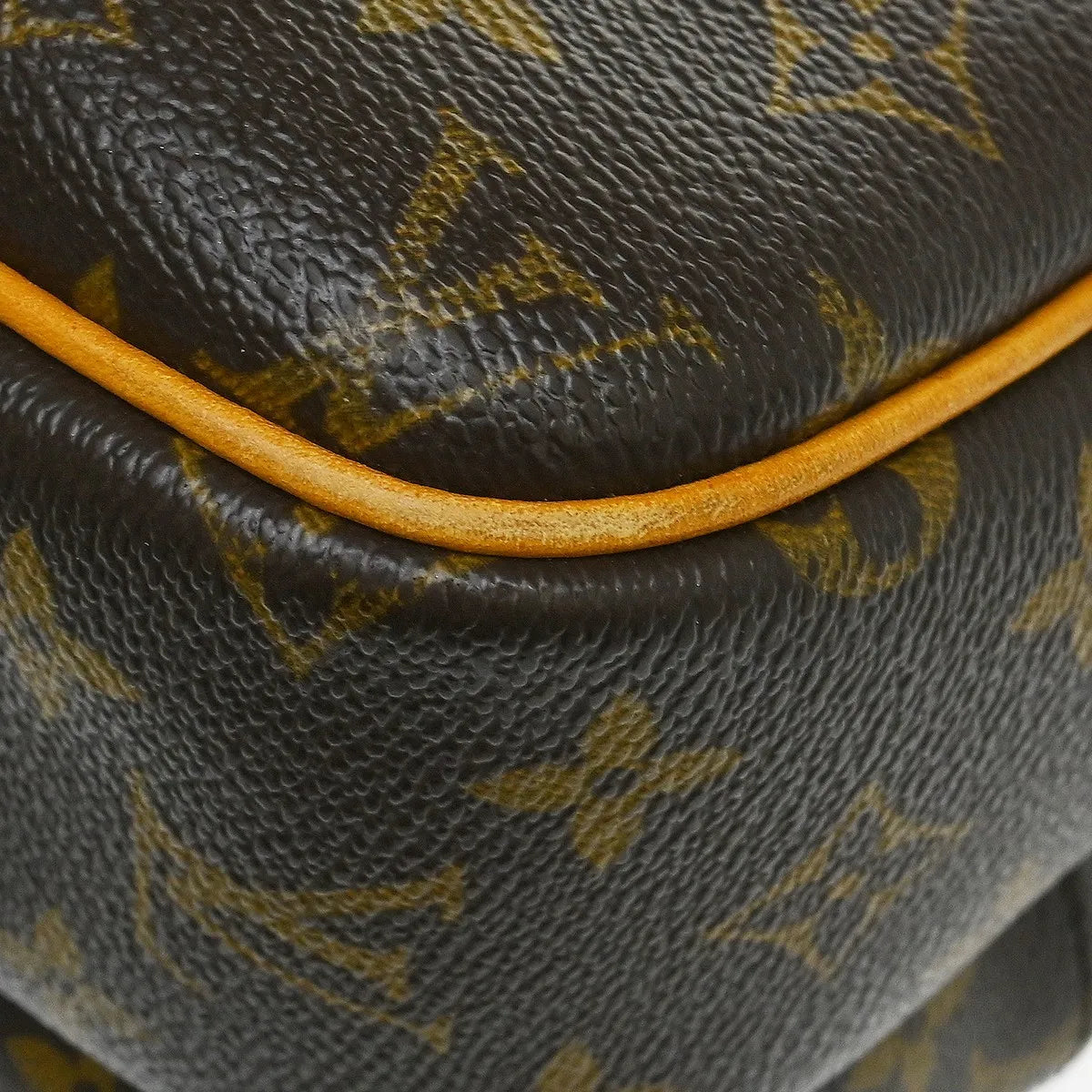 Louis Vuitton Reporter Monogram Brown Canvas Shoulder Bag Bag (Pre-Owned)
