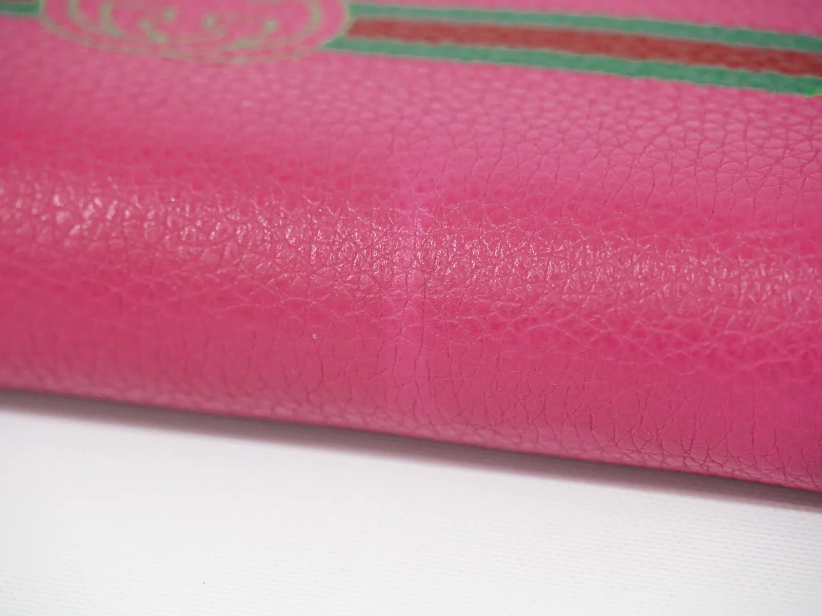 Gucci Vintage Logo Zip Around Leather Pink Leather Wallets Accessory (Pre-Owned)