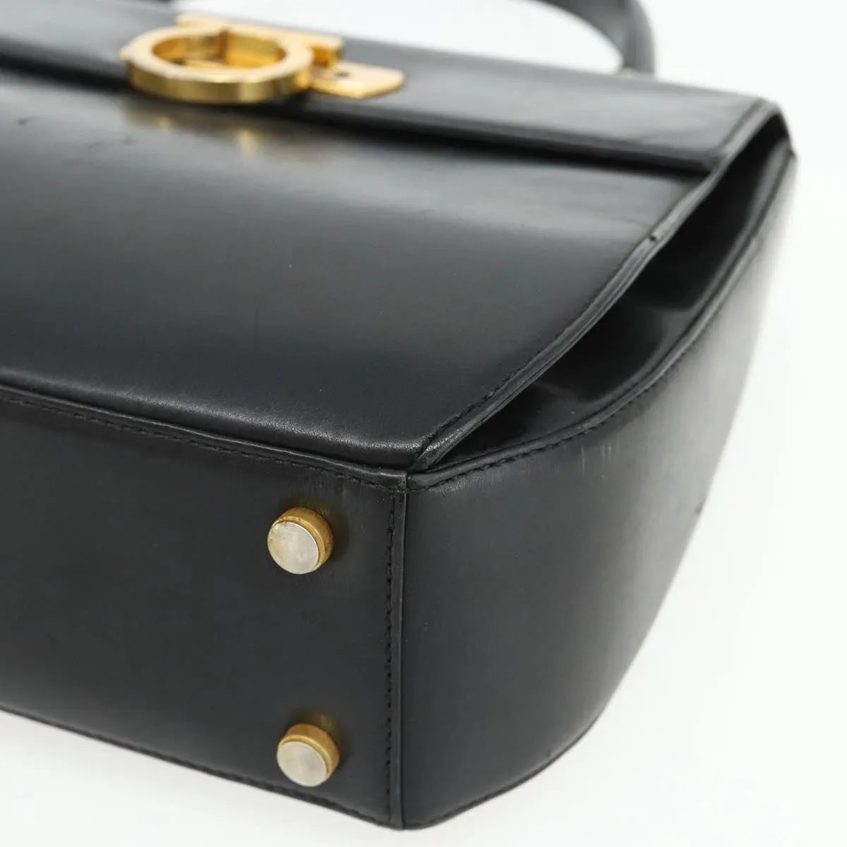 Salvatore Ferragamo Gancini Leather Black Leather Handbag (Pre-Owned)