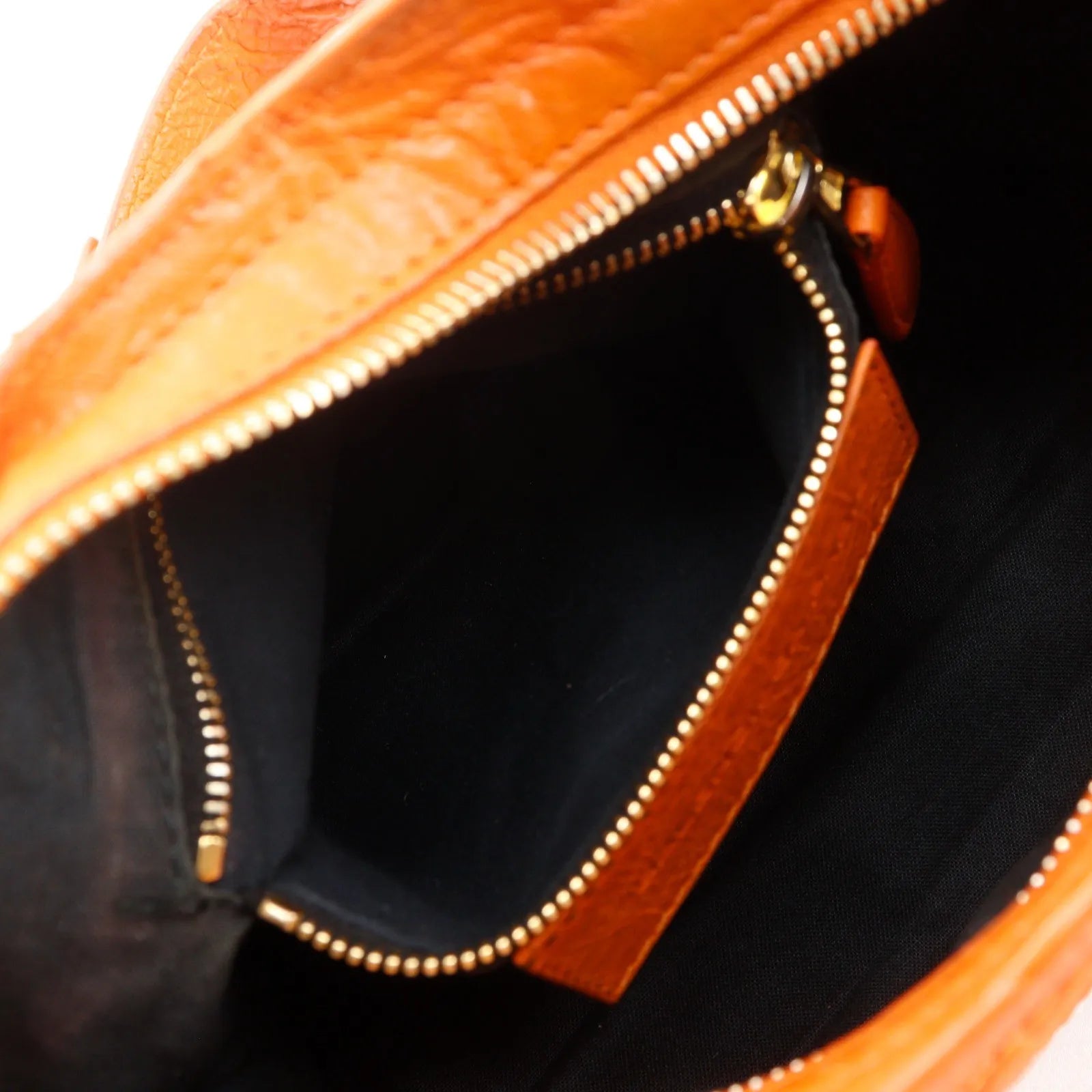 Balenciaga City Classic Studs Leather Orange Calfskin Handbag (Pre-Owned)