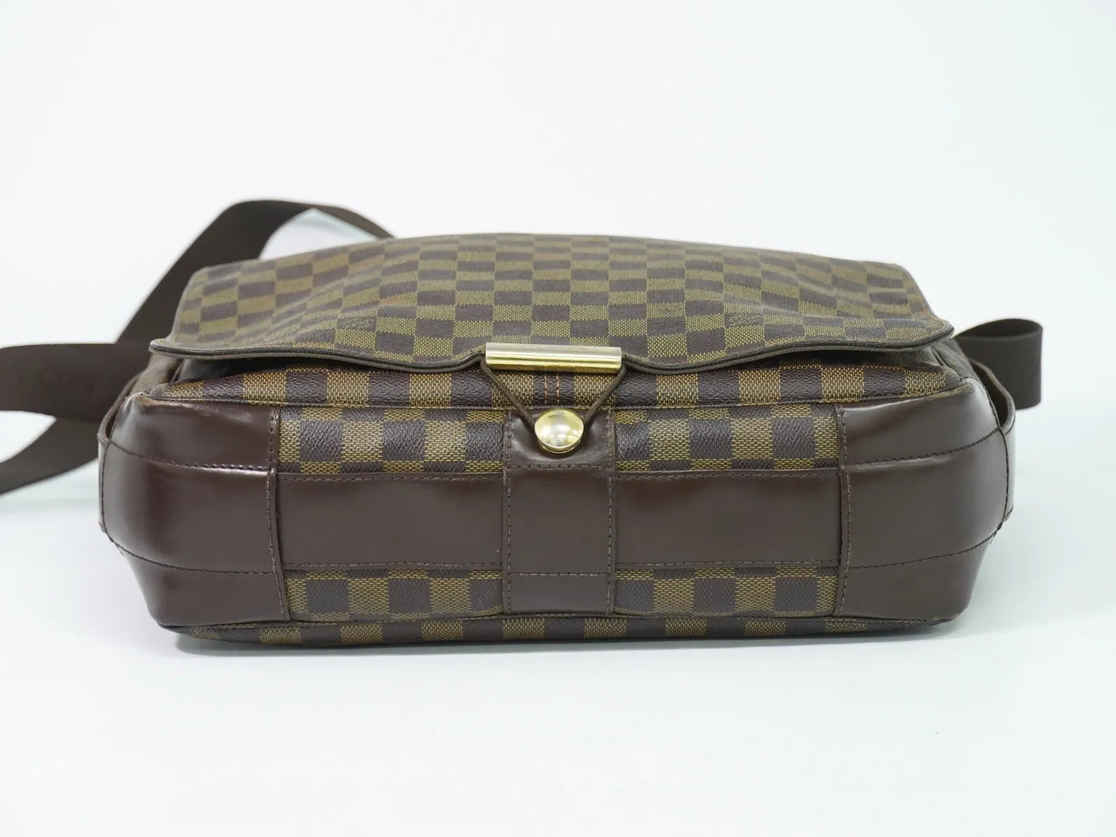 Louis Vuitton Bastille Damier Brown Canvas Shoulder Bag Bag (Pre-Owned)