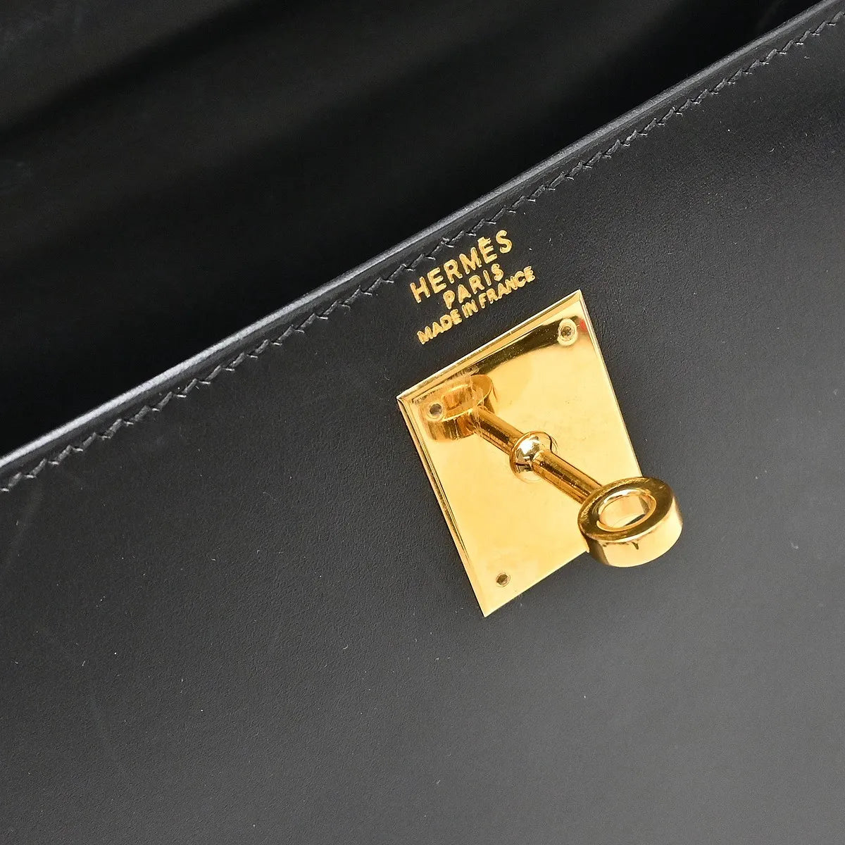 Hermes Kelly Black Box Calf With Gold Hardware Black Calfskin Handbag (Pre-Owned)